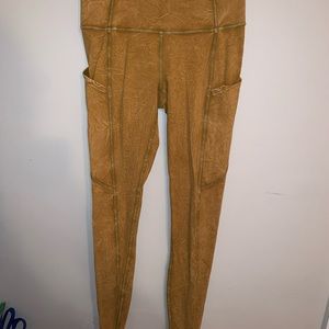 LuluLemon leggings
